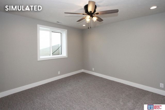 941 N 104th Street, Lincoln, NE 68527