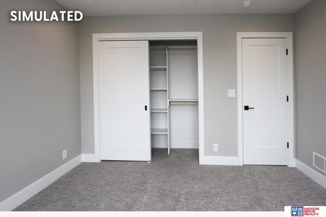 941 N 104th Street, Lincoln, NE 68527