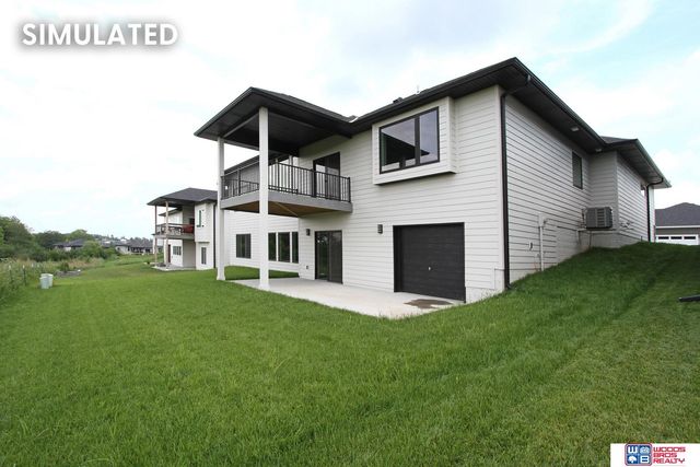 941 N 104th Street, Lincoln, NE 68527