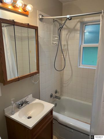 2519 Hancock Street, Bellevue, NE 68005