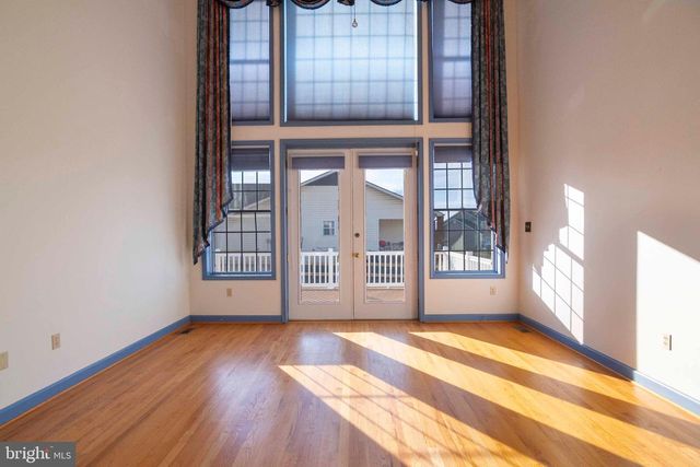 507 MEADOW LN, Front Royal, VA 22630