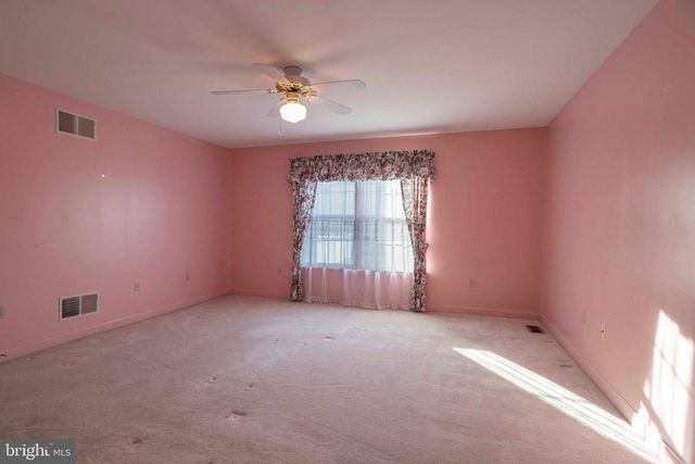 507 MEADOW LN, Front Royal, VA 22630