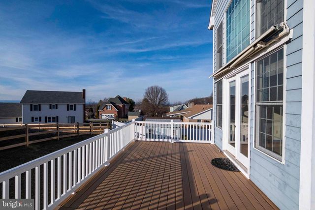 507 MEADOW LN, Front Royal, VA 22630