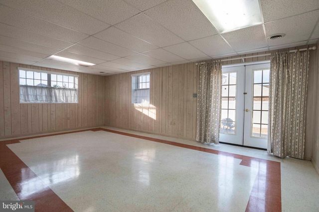 507 MEADOW LN, Front Royal, VA 22630