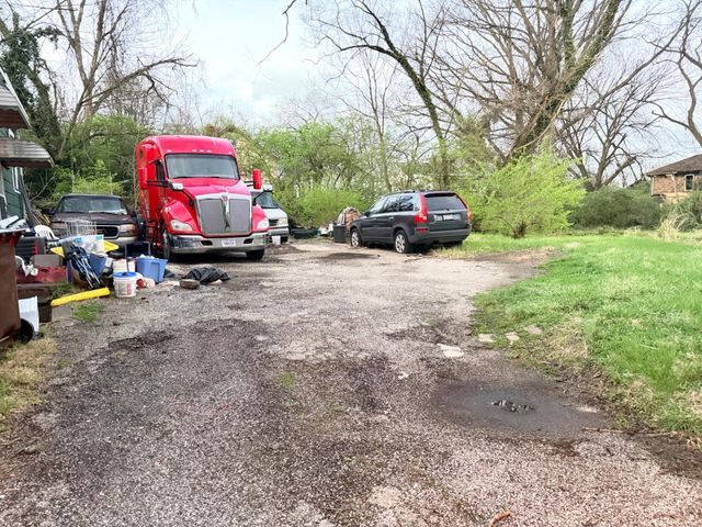 910 Byrd Avenue, Lincoln Heights, OH 45215