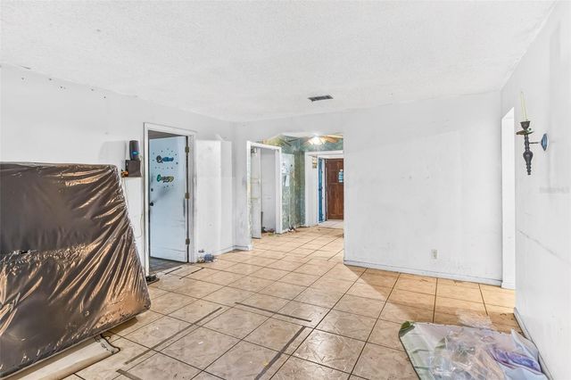 8545 GOLD RIDGE CIRCLE, Tampa, FL 33619