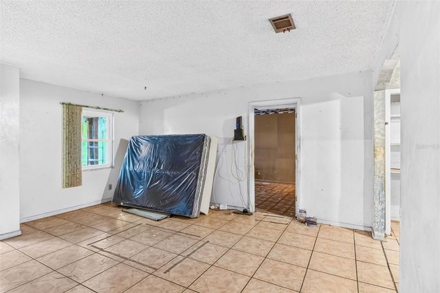 8545 GOLD RIDGE CIRCLE, Tampa, FL 33619