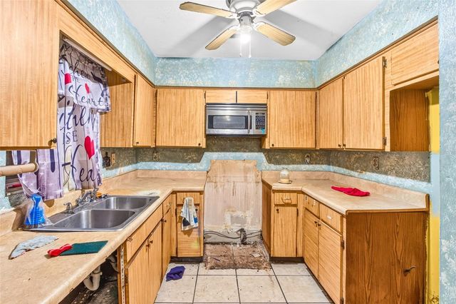 8545 GOLD RIDGE CIRCLE, Tampa, FL 33619