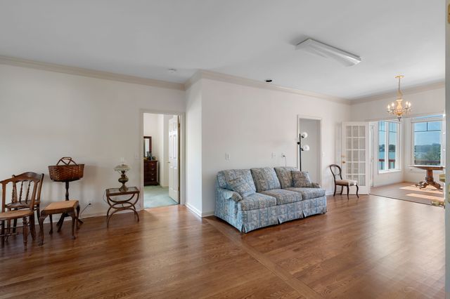 180 Roberta Dr, Hendersonville, TN 37075
