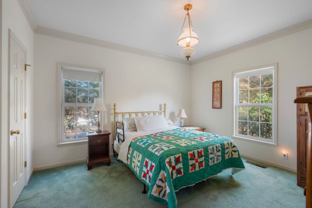 180 Roberta Dr, Hendersonville, TN 37075