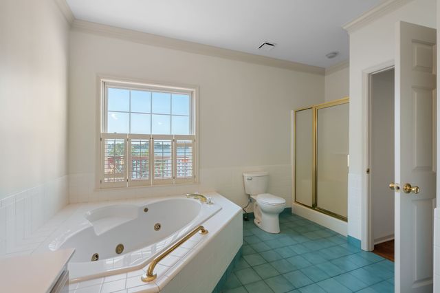 180 Roberta Dr, Hendersonville, TN 37075