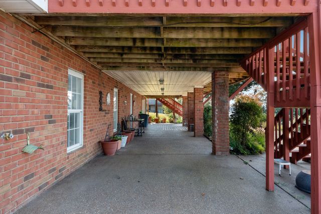 180 Roberta Dr, Hendersonville, TN 37075