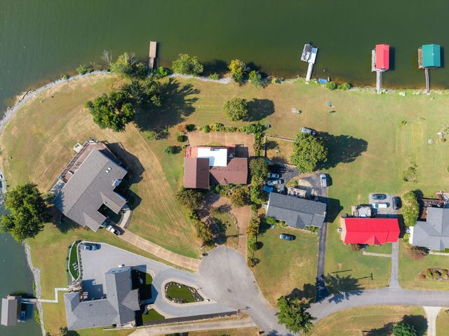 180 Roberta Dr, Hendersonville, TN 37075