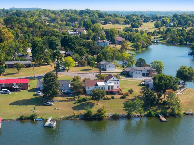 180 Roberta Dr, Hendersonville, TN 37075
