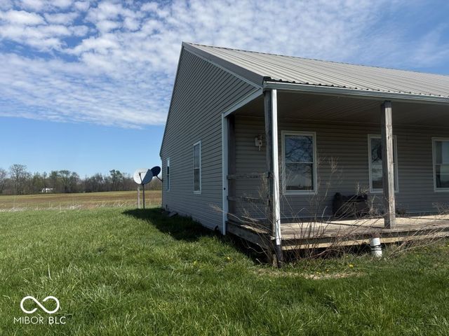 3602 E 1100 Road S, Flat Rock, IN 47234