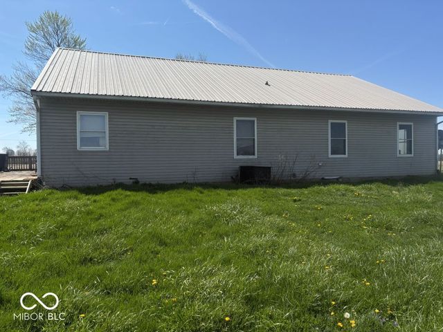 3602 E 1100 Road S, Flat Rock, IN 47234