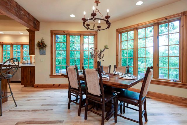 4827 S Landon Court, Springfield, MO 65810