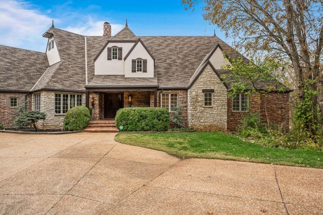 4827 S Landon Court, Springfield, MO 65810