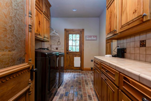 4827 S Landon Court, Springfield, MO 65810