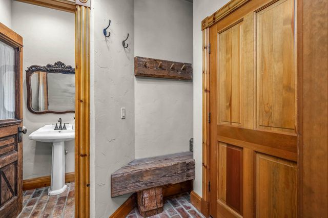 4827 S Landon Court, Springfield, MO 65810