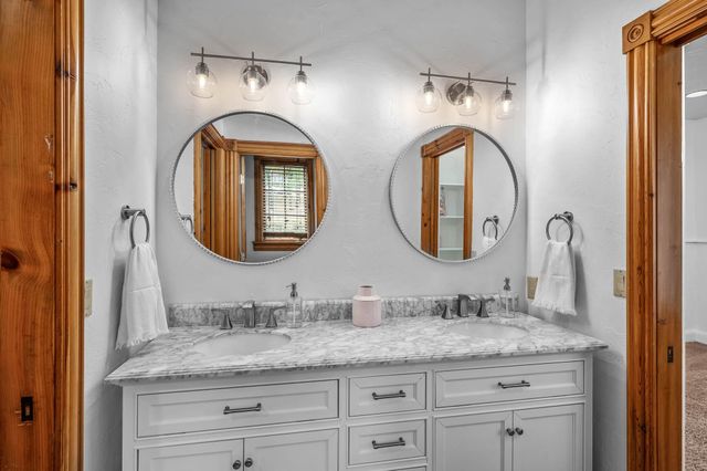 4827 S Landon Court, Springfield, MO 65810