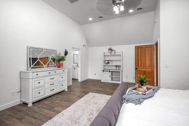 4827 S Landon Court, Springfield, MO 65810