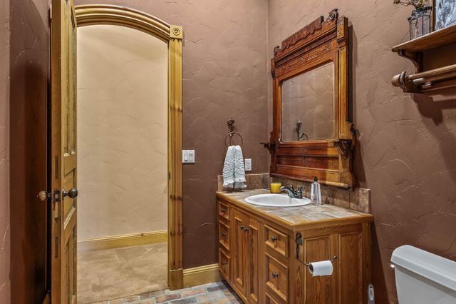 4827 S Landon Court, Springfield, MO 65810