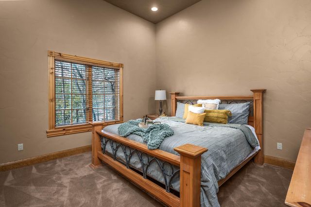 4827 S Landon Court, Springfield, MO 65810