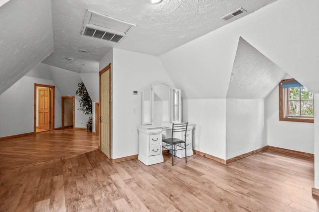 4827 S Landon Court, Springfield, MO 65810