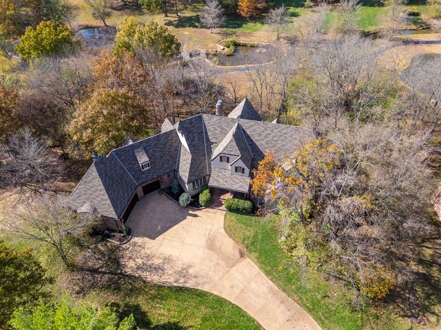 4827 S Landon Court, Springfield, MO 65810