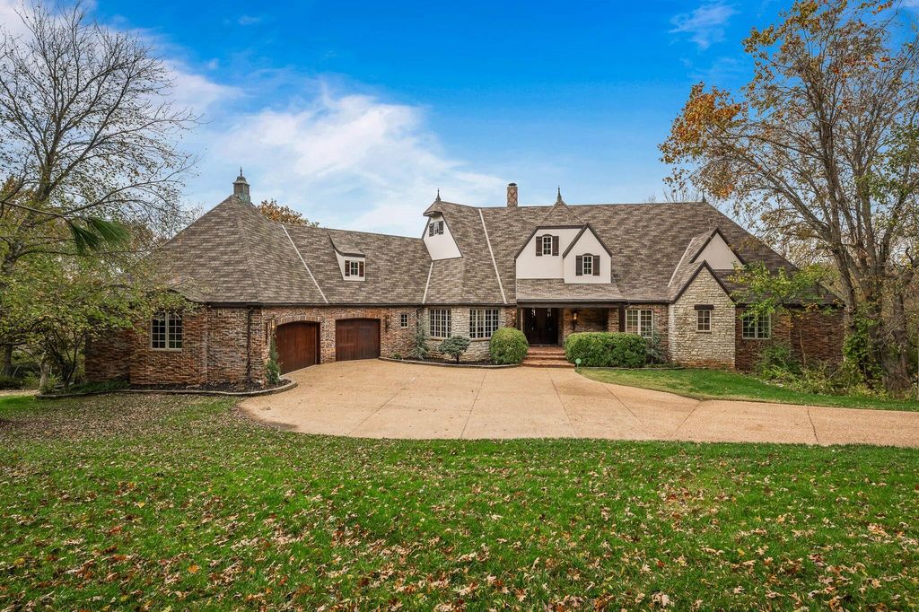 4827 S Landon Court, Springfield, MO 65810