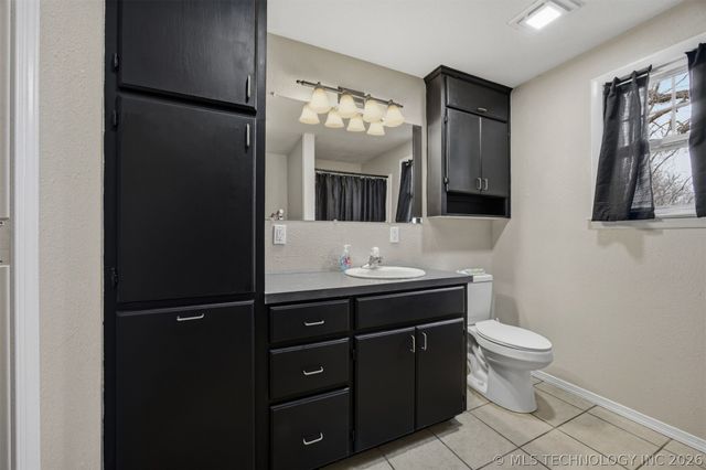 30740 N 3996, Ramona, OK 74061