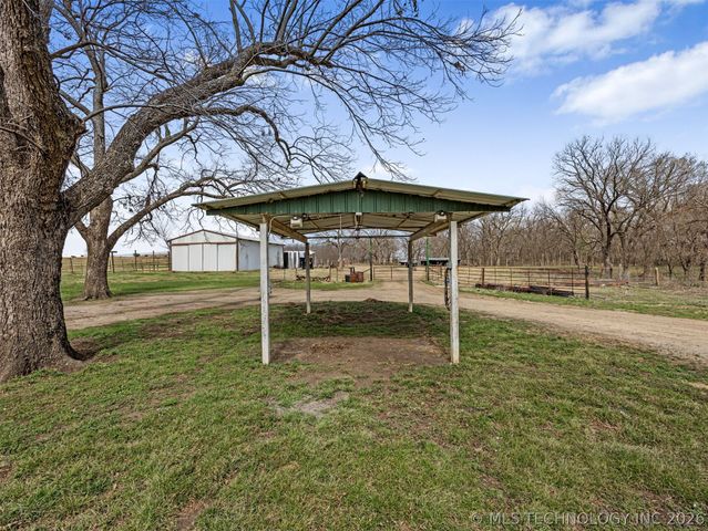 30740 N 3996, Ramona, OK 74061