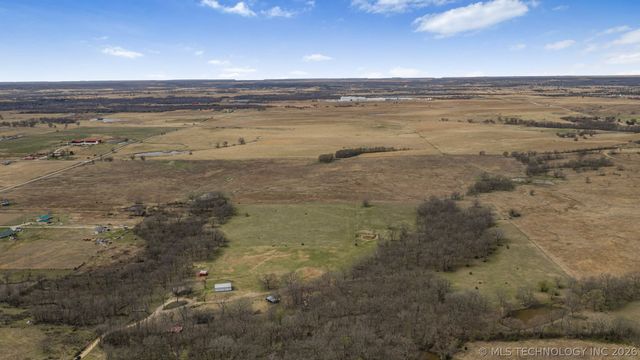 30740 N 3996, Ramona, OK 74061