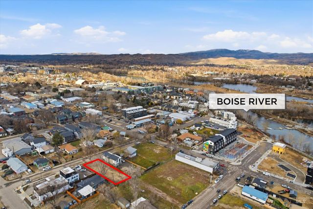 205 E 35th St, Garden City, ID 83714