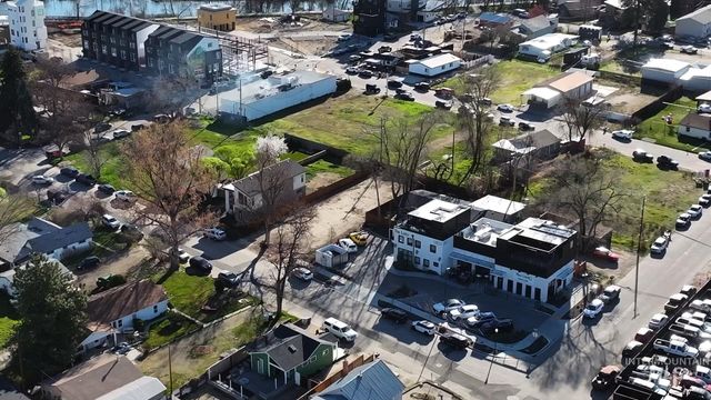 205 E 35th St, Garden City, ID 83714