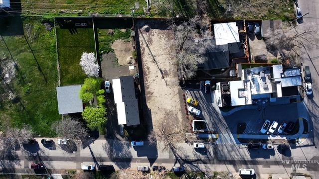 205 E 35th St, Garden City, ID 83714