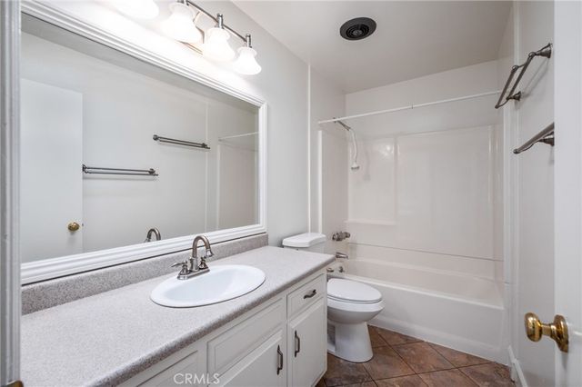 1967 Rolling Vista Drive 59, Lomita, CA 90717