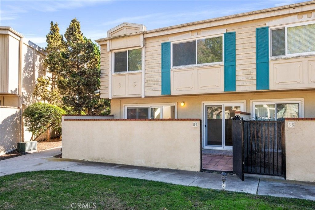 1967 Rolling Vista Drive 59, Lomita, CA 90717