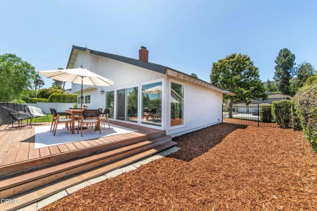 193 W Sidlee Street, Thousand Oaks, CA 91360