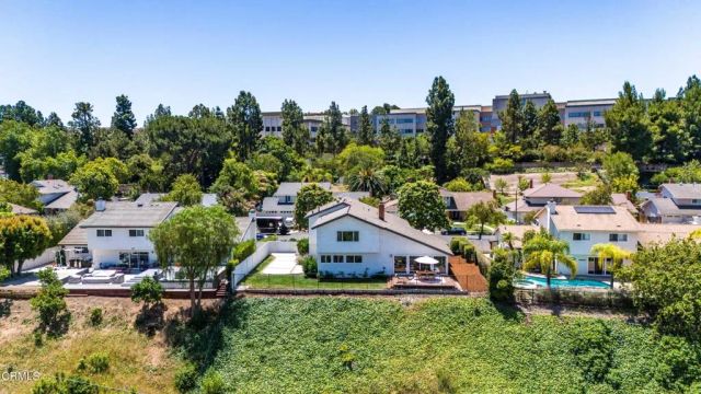 193 W Sidlee Street, Thousand Oaks, CA 91360