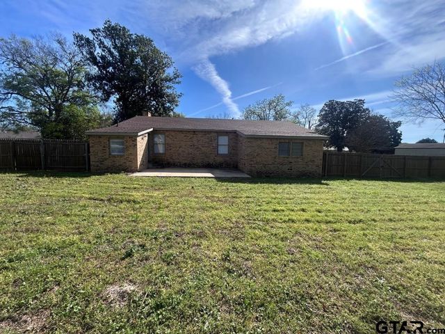 407 Baker, Lindale, TX 75771