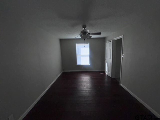 407 Baker, Lindale, TX 75771