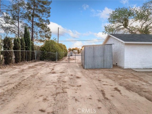 9383 11th Avenue, Hesperia, CA 92345