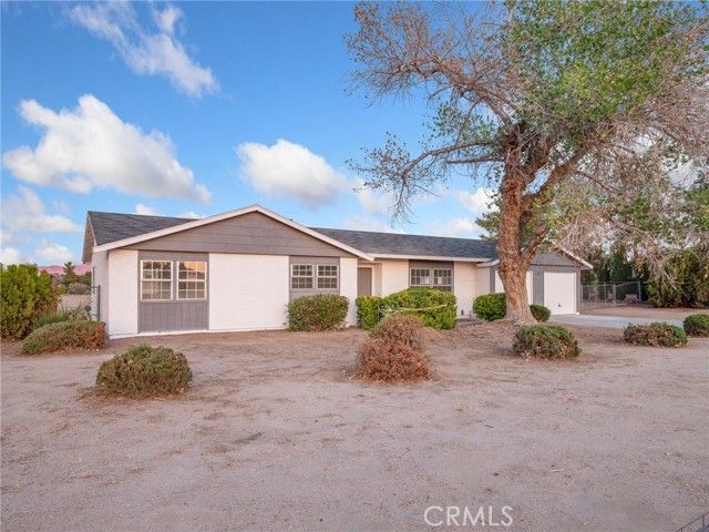 9383 11th Avenue, Hesperia, CA 92345