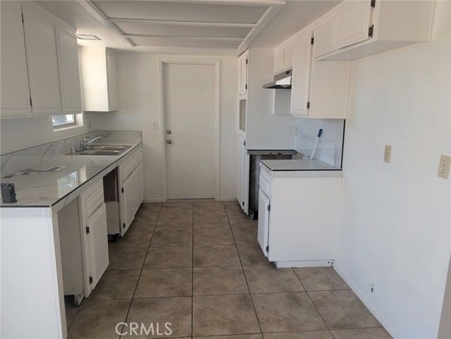 9383 11th Avenue, Hesperia, CA 92345