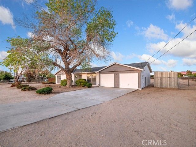 9383 11th Avenue, Hesperia, CA 92345