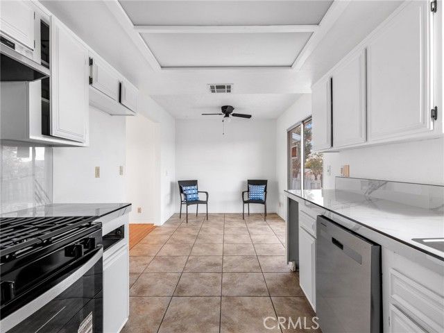 9383 11th Avenue, Hesperia, CA 92345