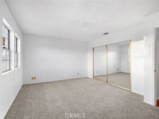 9383 11th Avenue, Hesperia, CA 92345