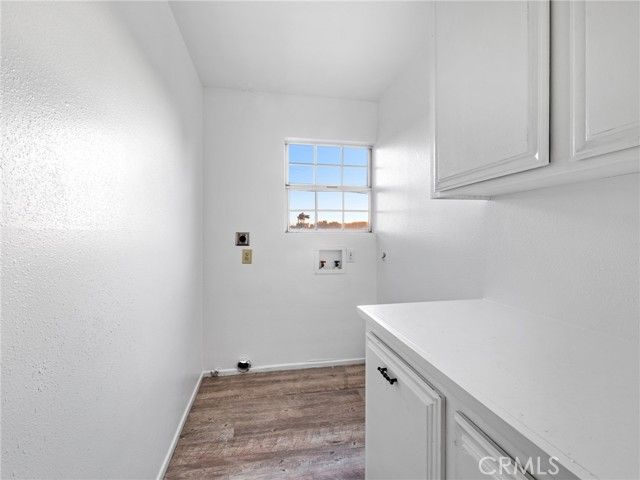 9383 11th Avenue, Hesperia, CA 92345